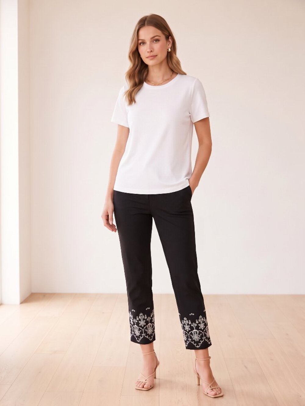 Isaac Mizrahi Live! 24/7 Pants - 12 Petite - Black with white trim detail